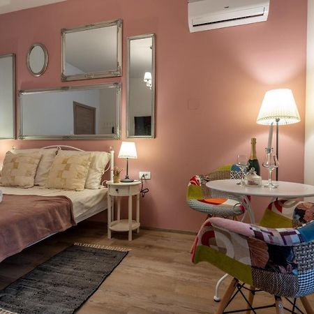 Old City Romantic Studios 4 With Free Private Parking Pula Buitenkant foto